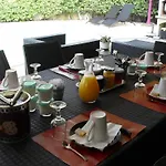 Alojamento de Acomodação e Pequeno-almoço Veronique 3*