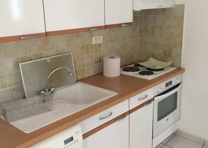 Veronique 3* Appietto