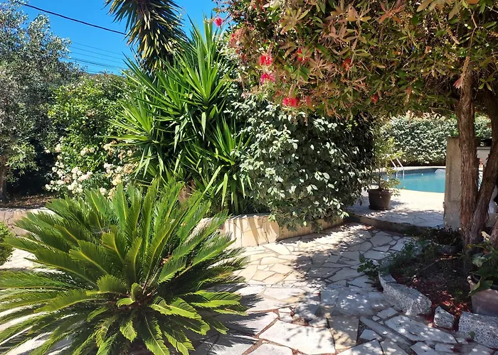 Bed & Breakfast Veronique 3*