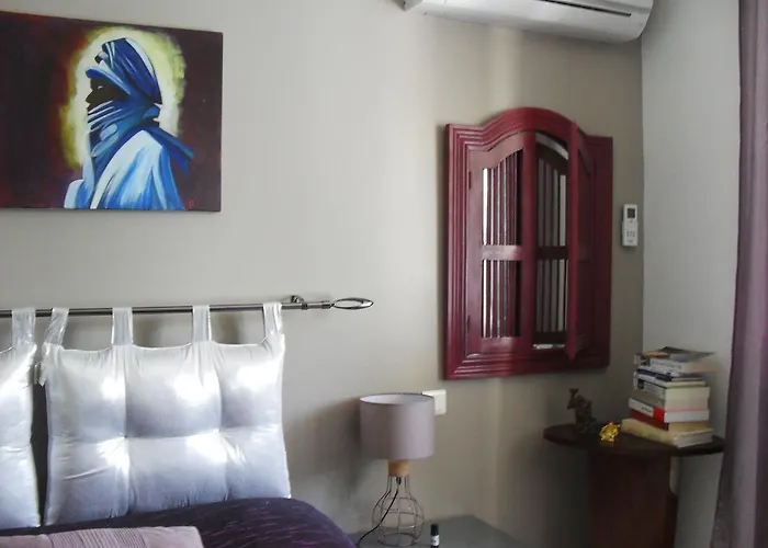 Veronique Bed & Breakfast 3*