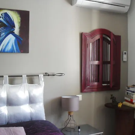 Veronique Bed & Breakfast 3*