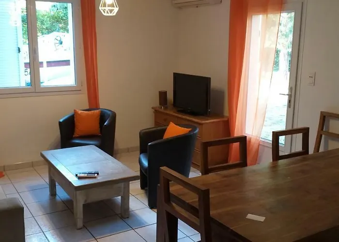 Veronique 3*